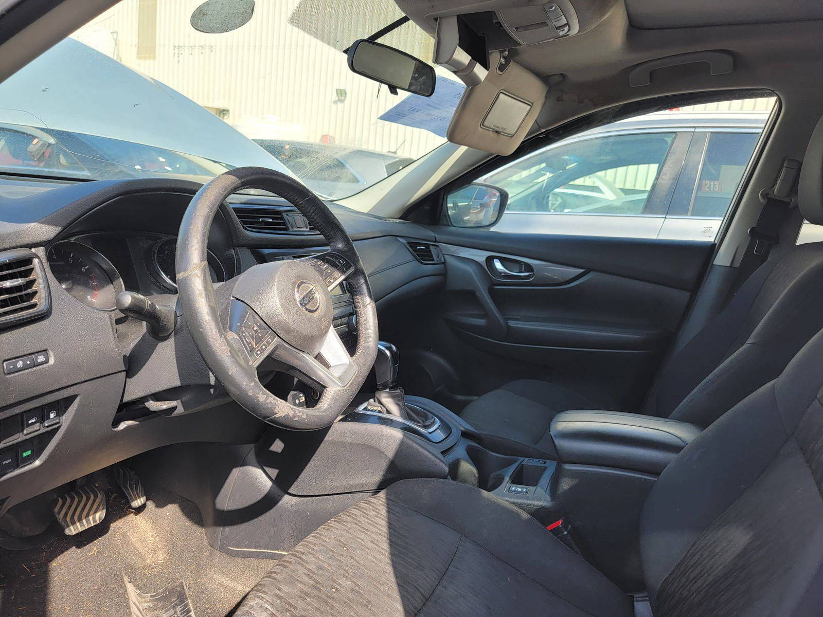 NISSAN ROGUE 2018 - Marhaba Auction Used Cars - Image 9