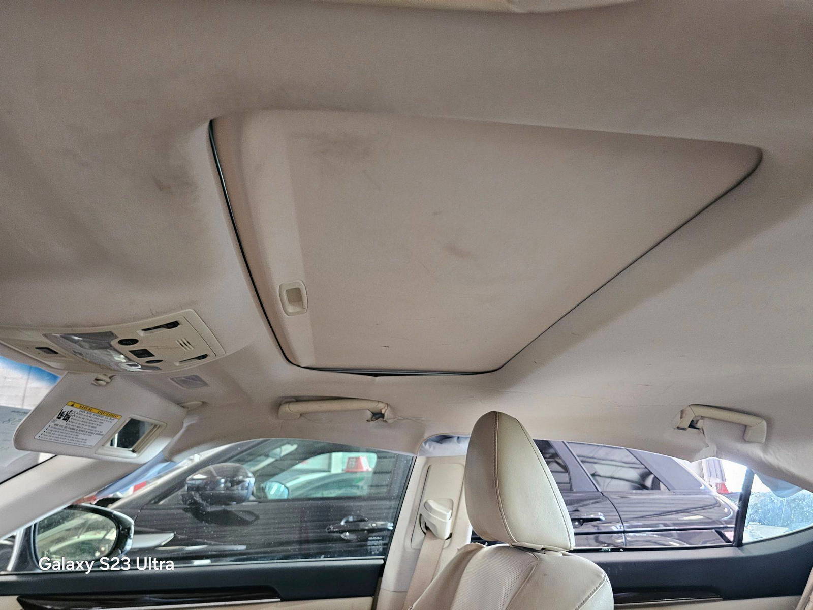 2015 LEXUS ES 350 — 125609 Miles — Lot 94075015 — Main - Marhaba Auctions Used Cars - Image 9