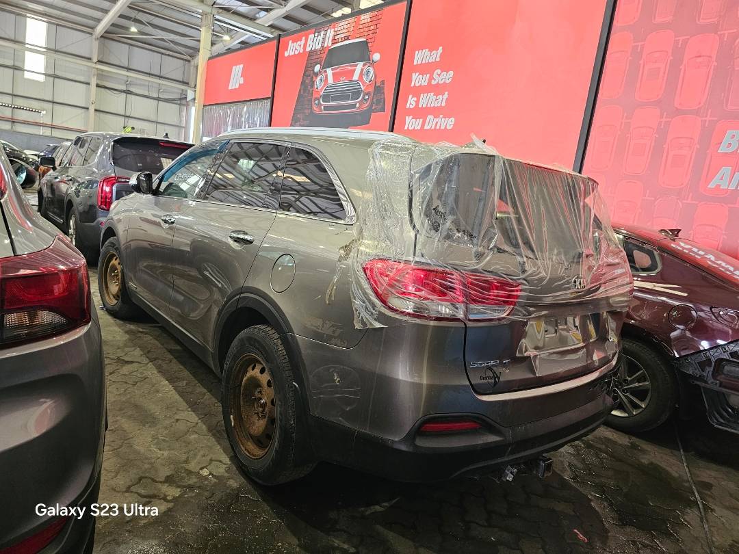 2018 KIA SORENTO — 171952 KM — Lot 54JG371329 — Main - Marhaba Auctions Used Cars - Image 6