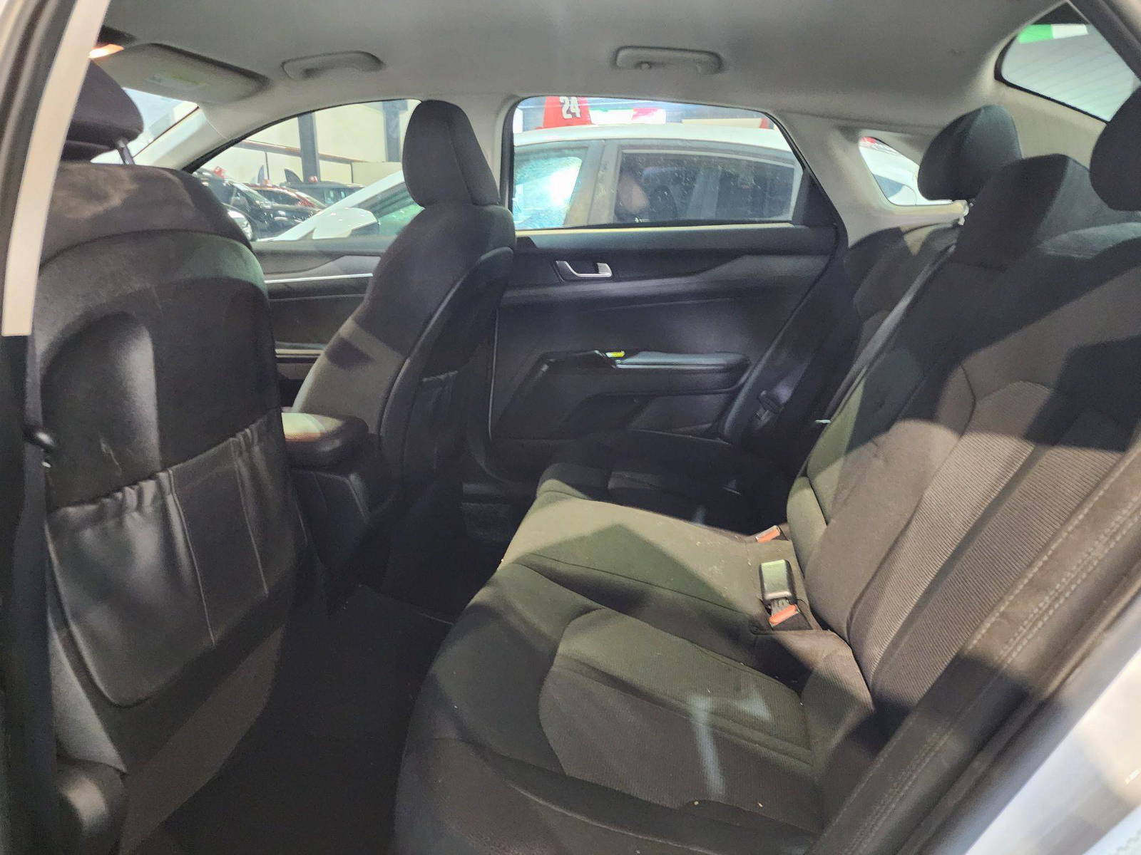 2021 KIA K5 — 76167 Miles — Lot 15521 — Souq - Marhaba Auctions Used Cars - Image 7