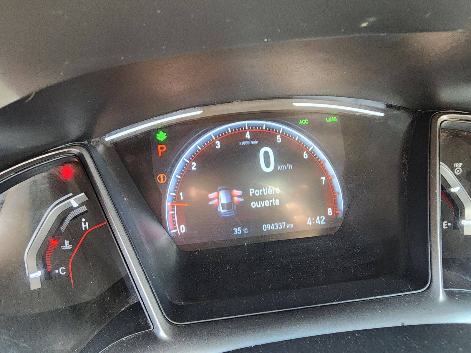 2019 HONDA CIVIC — 94333 KM — Lot 303761 — Main - Marhaba Auctions Used Cars - Image 14