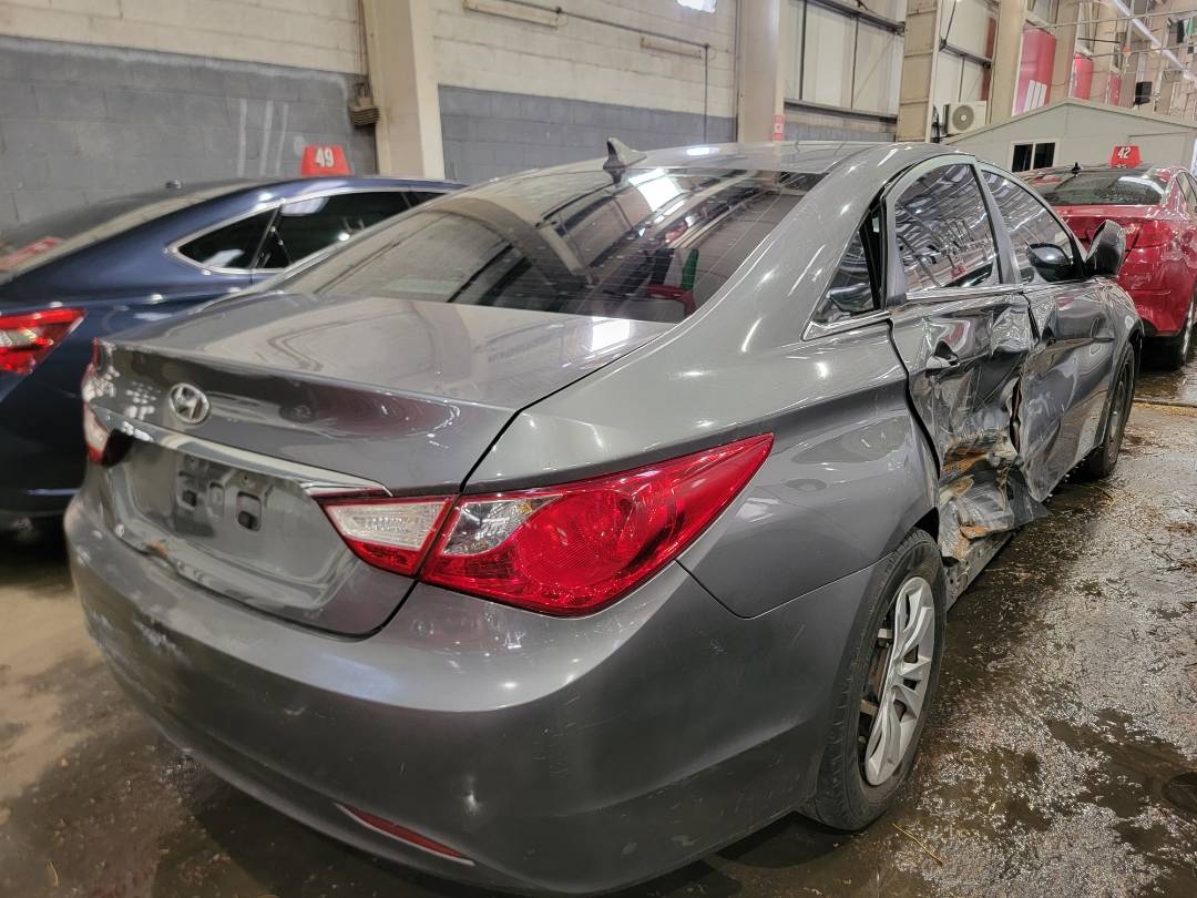 2011 HYUNDAI SONATA — 193438 Miles — Lot H080523 — Main - Marhaba Auctions Used Cars - Image 7