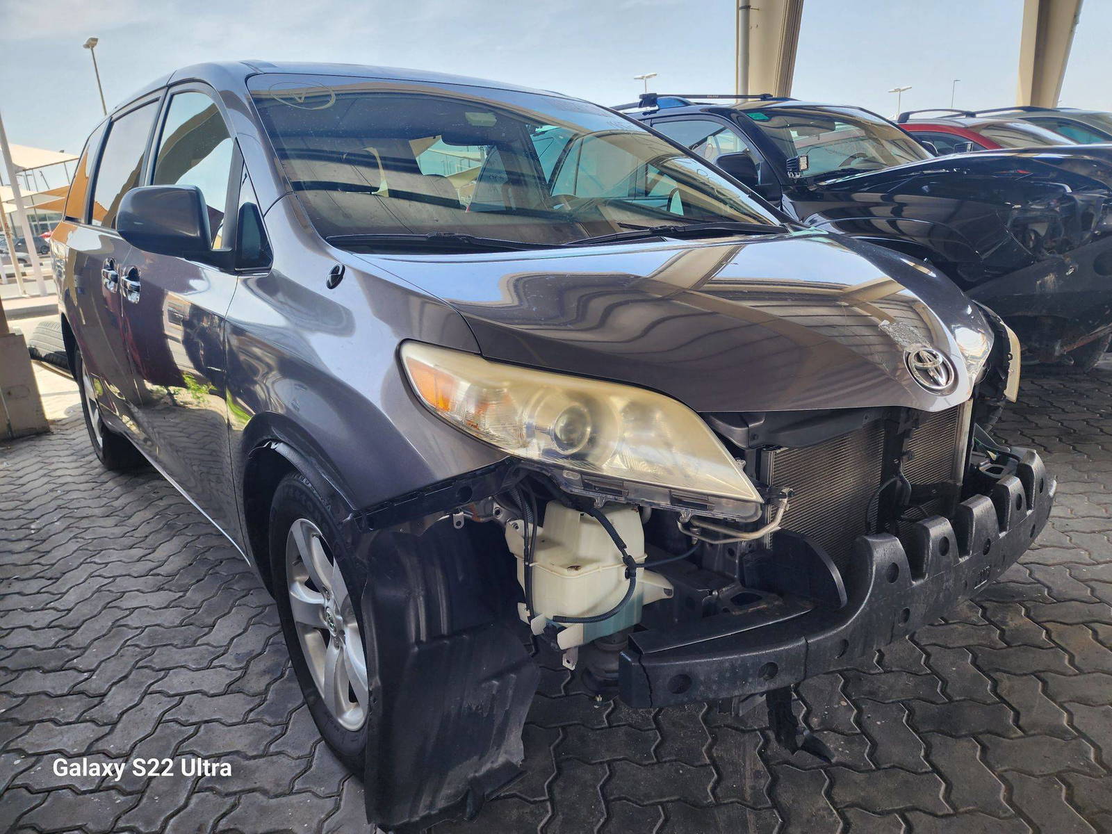 2011 TOYOTA SIENNA — 134141 Miles — Lot 82084903 - Marhaba Auctions Used Cars - Image 6