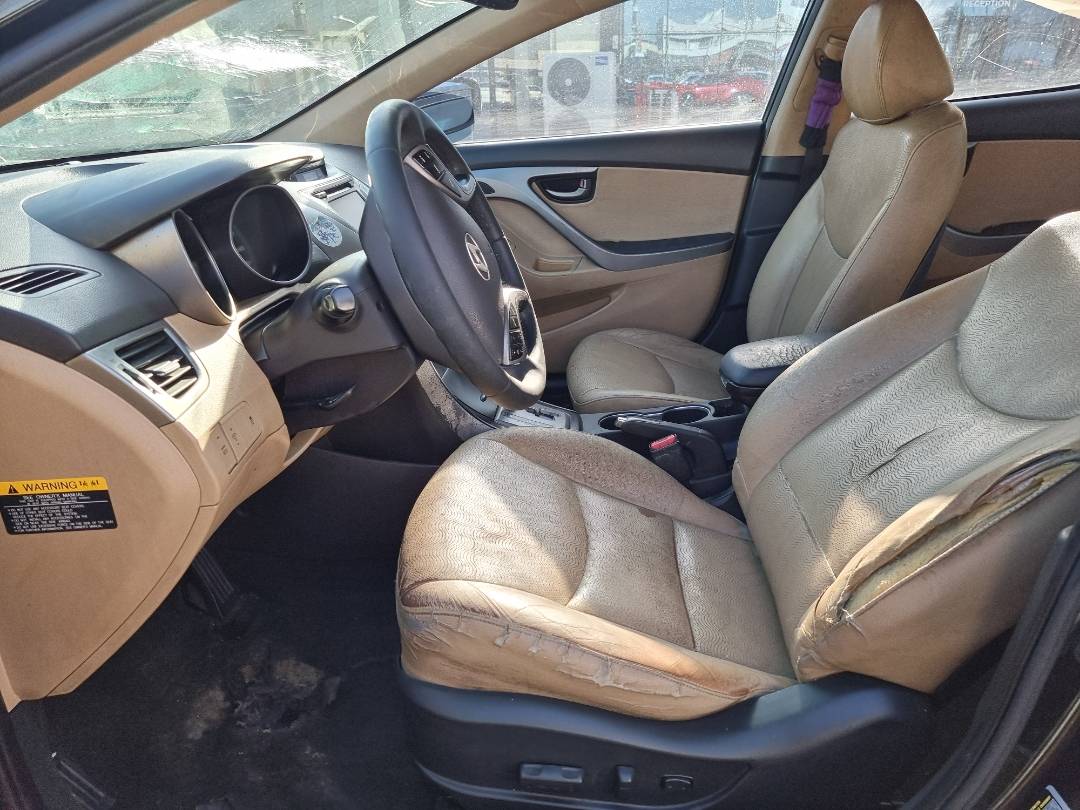 2013 HYUNDAI ELANTRA — 199633 Miles — Lot 125487 — Souq - Marhaba Auctions Used Cars - Image 8