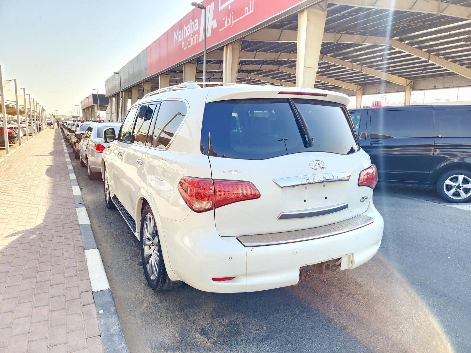 2013 INFINITI QX56 — 195130 Miles — Lot NE4D9060802 — Souq - Marhaba Auctions Used Cars - Image 3