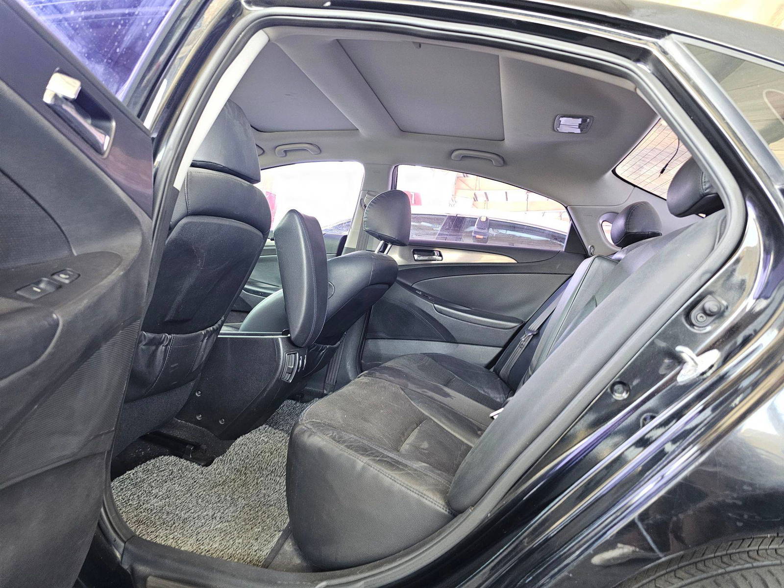 HYUNDAI SONATA 2012 - Marhaba Auction Used Cars - Image 7