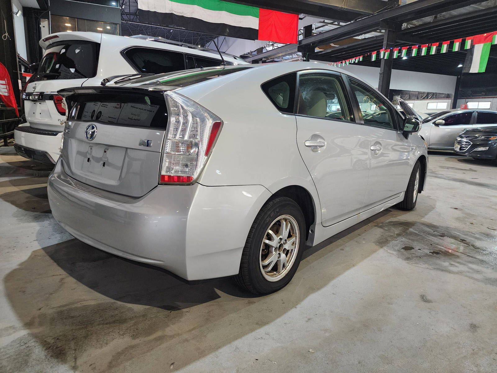 2011 TOYOTA PRIUS — 199852 Miles — Lot 42330313 — Main - Marhaba Auctions Used Cars - Image 6