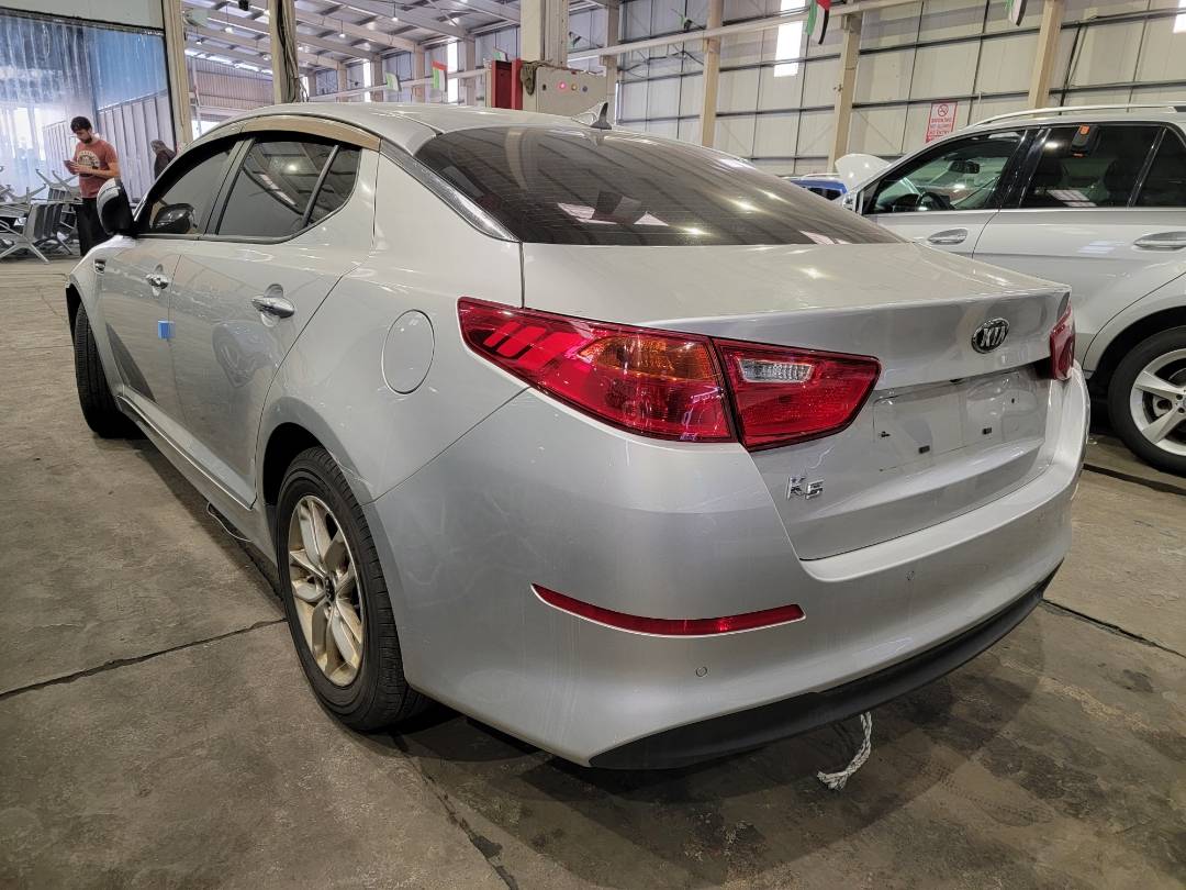 2015 KIA K5 — 180738 KM — Lot 534315 — Main - Marhaba Auctions Used Cars - Image 4