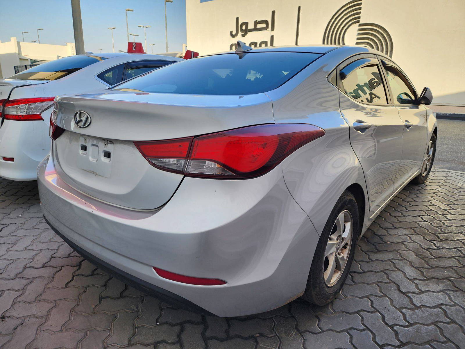 2014 HYUNDAI ELANTRA — 214303 Miles — Lot 50259334 — Souq - Marhaba Auctions Used Cars - Image 3