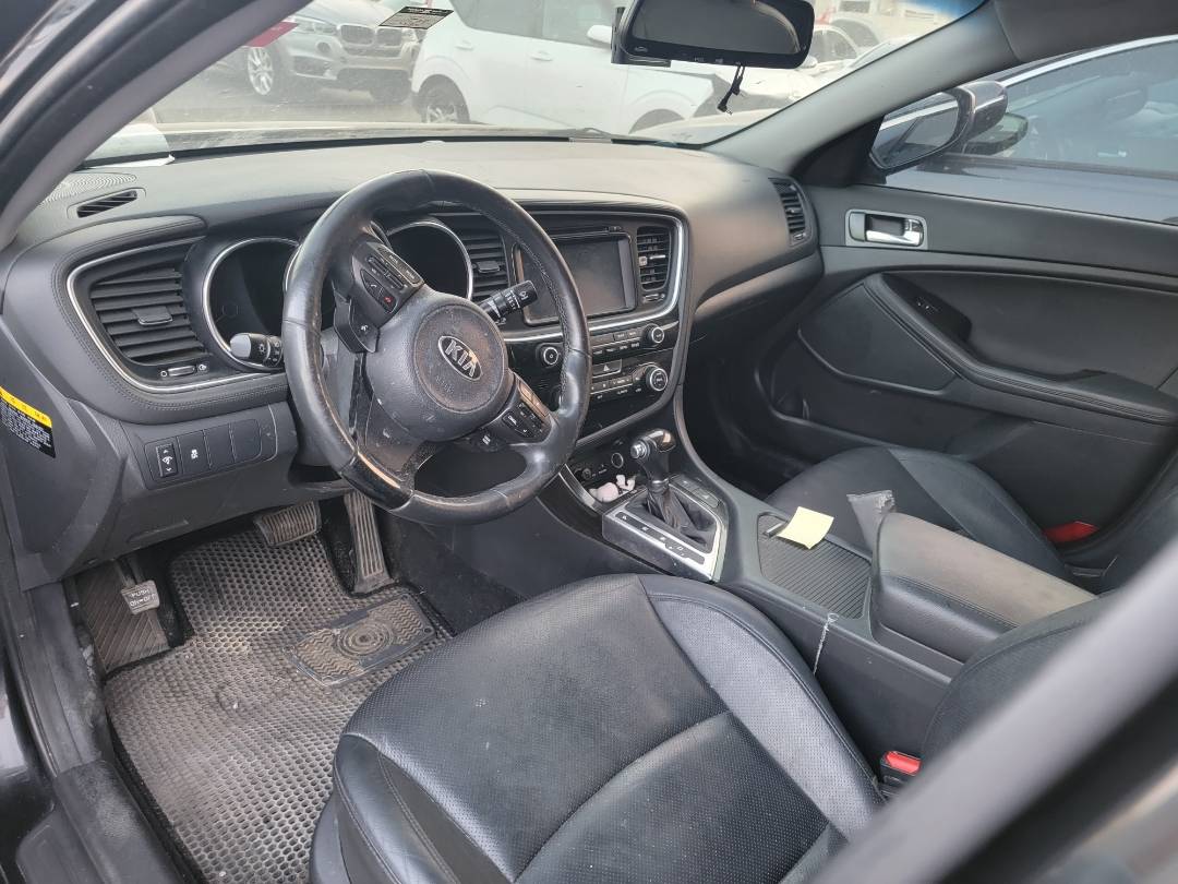 2014 KIA K5 — 231736 KM — Lot 460425 — Main - Marhaba Auctions Used Cars - Image 8