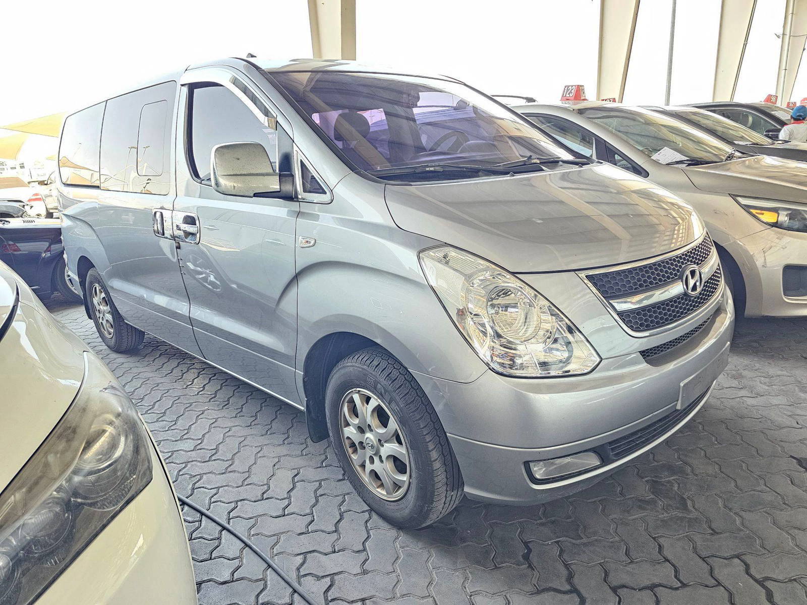 HYUNDAI GRAND STAREX 2014 - Marhaba Auction Used Cars - Image 4