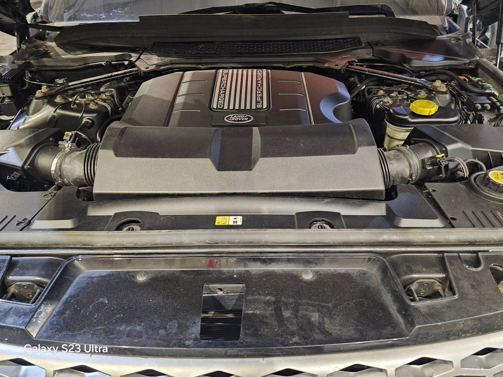 LAND ROVER RANGE ROVER SPORT 2015 - Marhaba Auction Used Cars - Image 13