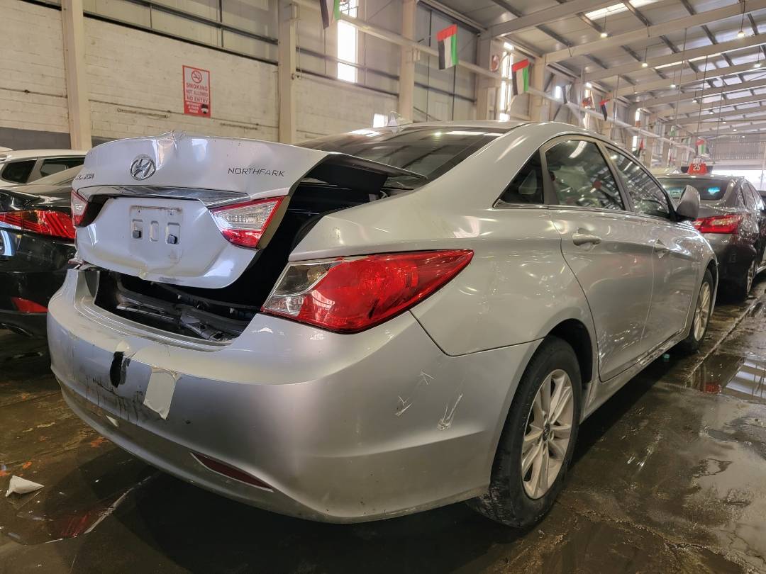 2012 HYUNDAI SONATA — 162664 Miles — Lot 38417 — Main - Marhaba Auctions Used Cars - Image 4
