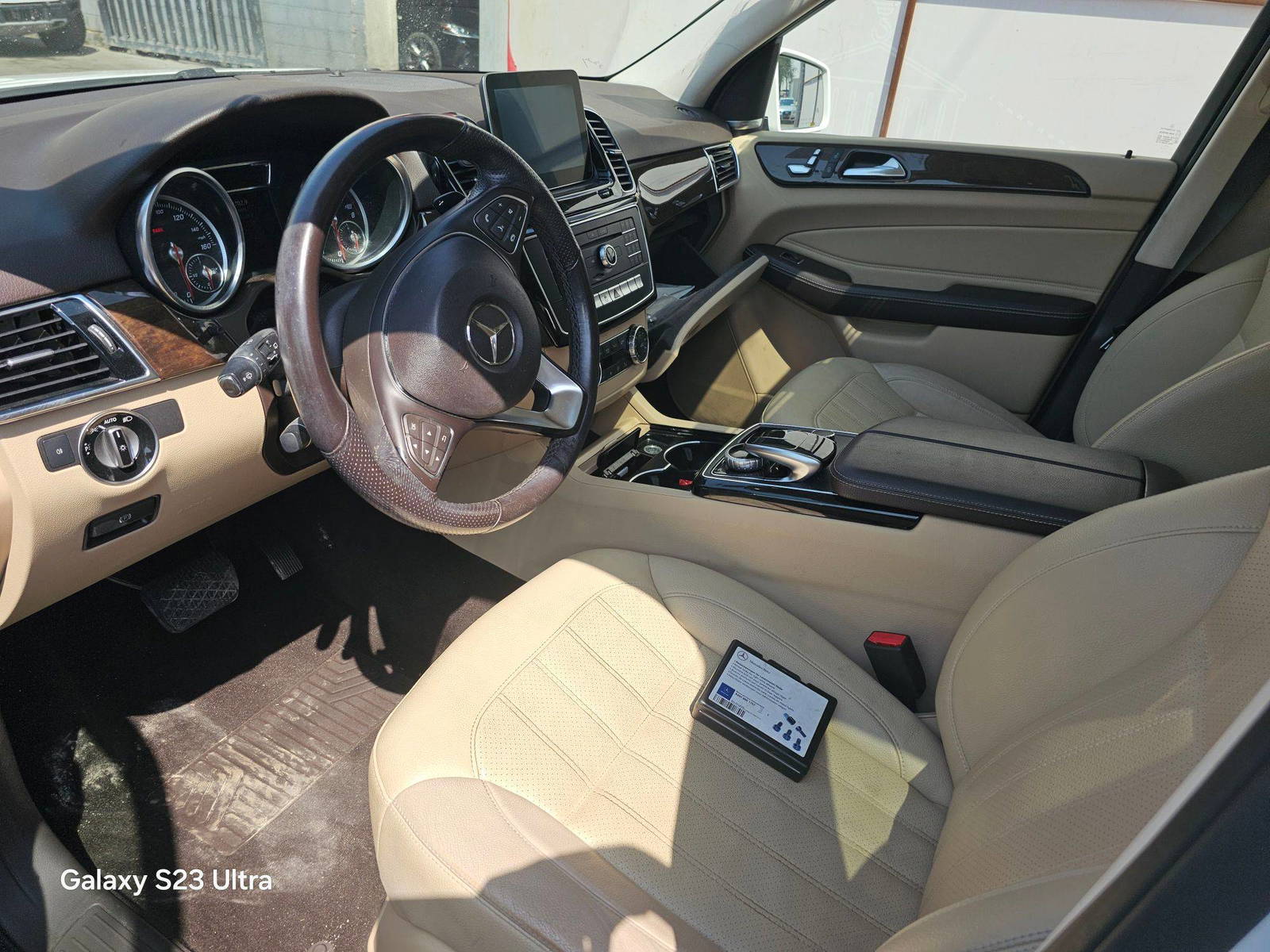 MERCEDES BENZ GLE 350 2018 - Marhaba Auction Used Cars - Image 8