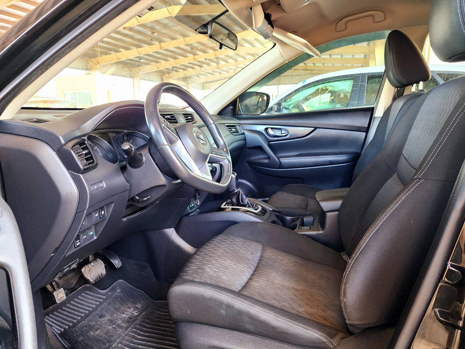 2018 NISSAN ROGUE — 141320 Miles — Lot 79907554 — Souq - Marhaba Auctions Used Cars - Image 8