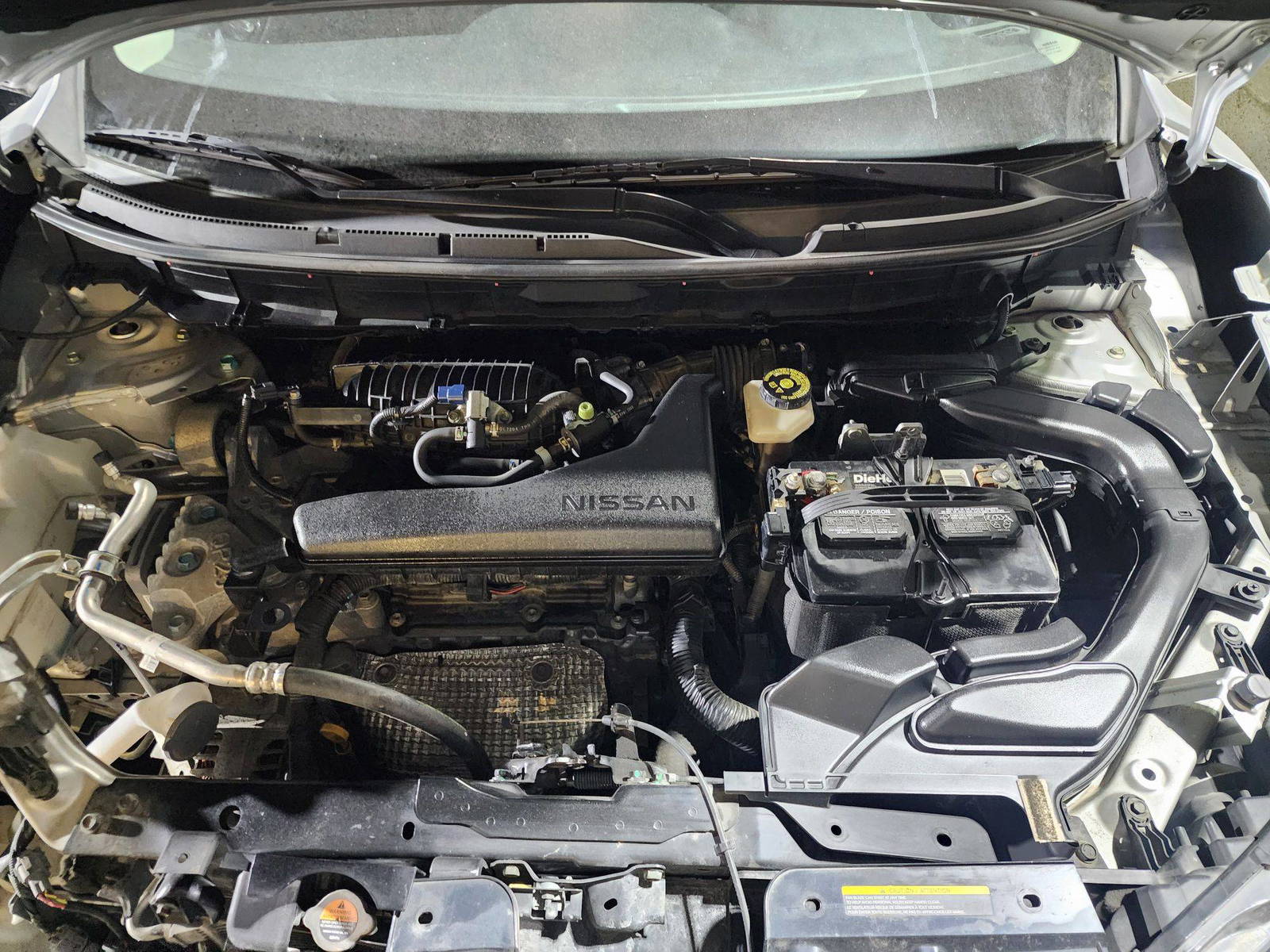 NISSAN ROGUE 2018 - Marhaba Auction Used Cars - Image 11