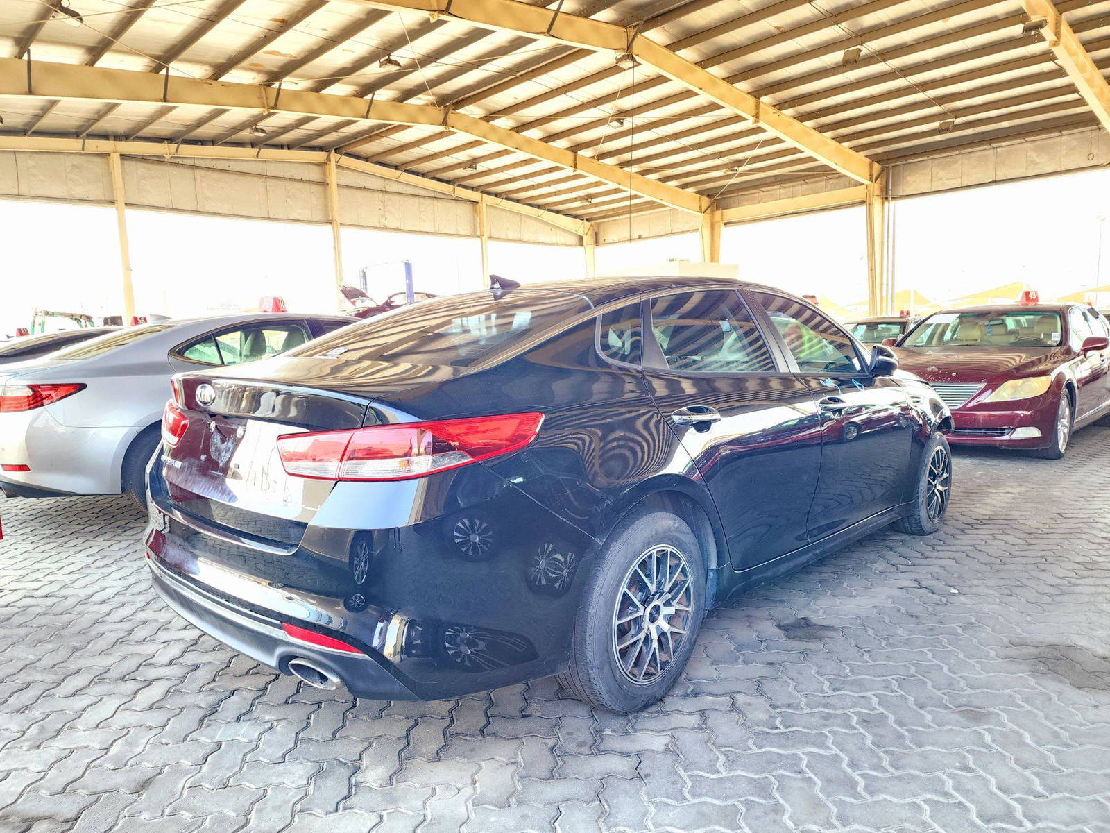 2016 KIA OPTIMA — 202844 Miles — Lot 39823548 — Souq - Marhaba Auctions Used Cars - Image 3