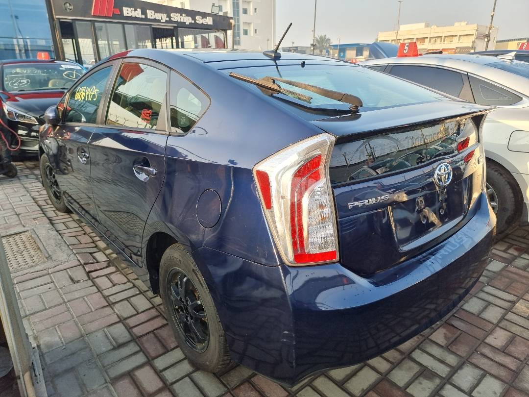 2012 TOYOTA PRIUS — 279235 Miles — Lot 549821 — Ind. 12 - Marhaba Auctions Used Cars - Image 5
