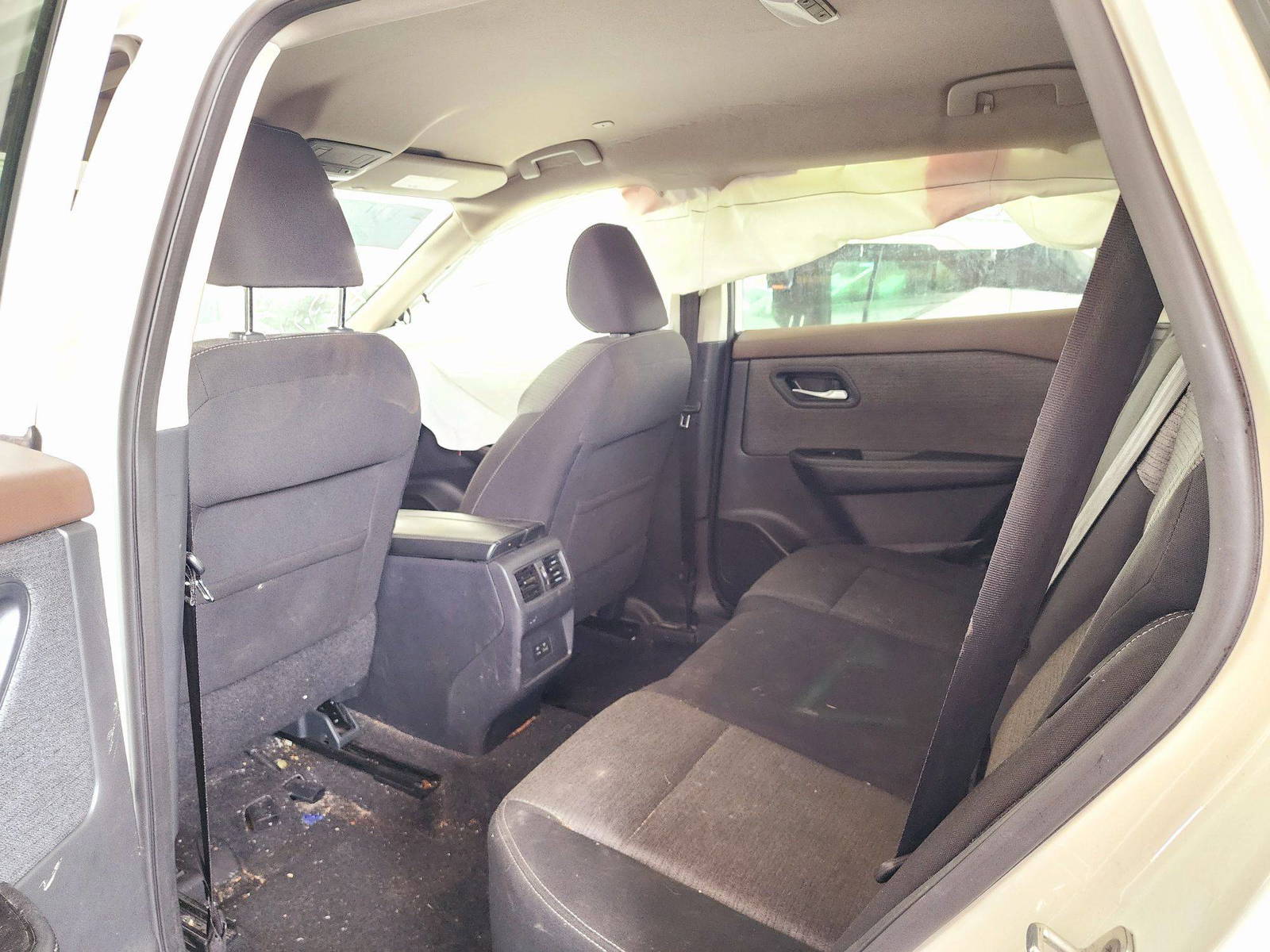 NISSAN ROGUE 2022 - Marhaba Auction Used Cars - Image 6