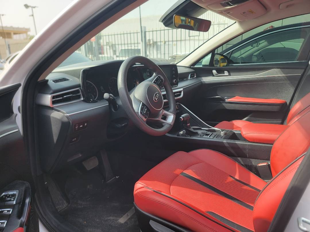 2021 KIA K5 — 117995 KM — Lot 61228033 — Main - Marhaba Auctions Used Cars - Image 8
