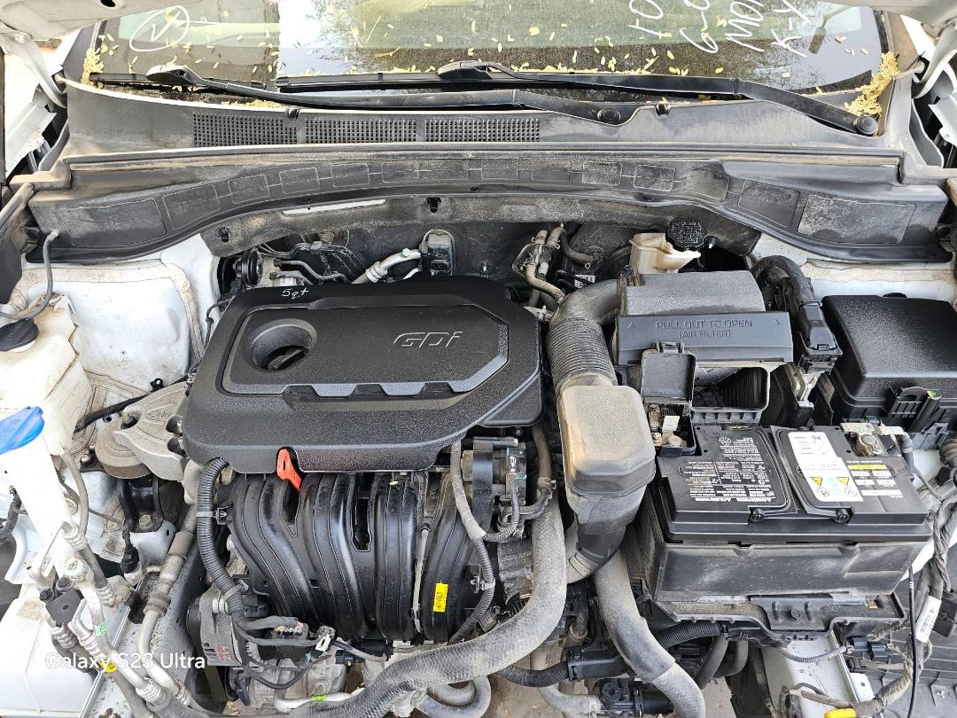 2018 HYUNDAI SANTA FE SPORT — 146813 Miles — Lot XJH106041 — Souq - Marhaba Auctions Used Cars - Image 6