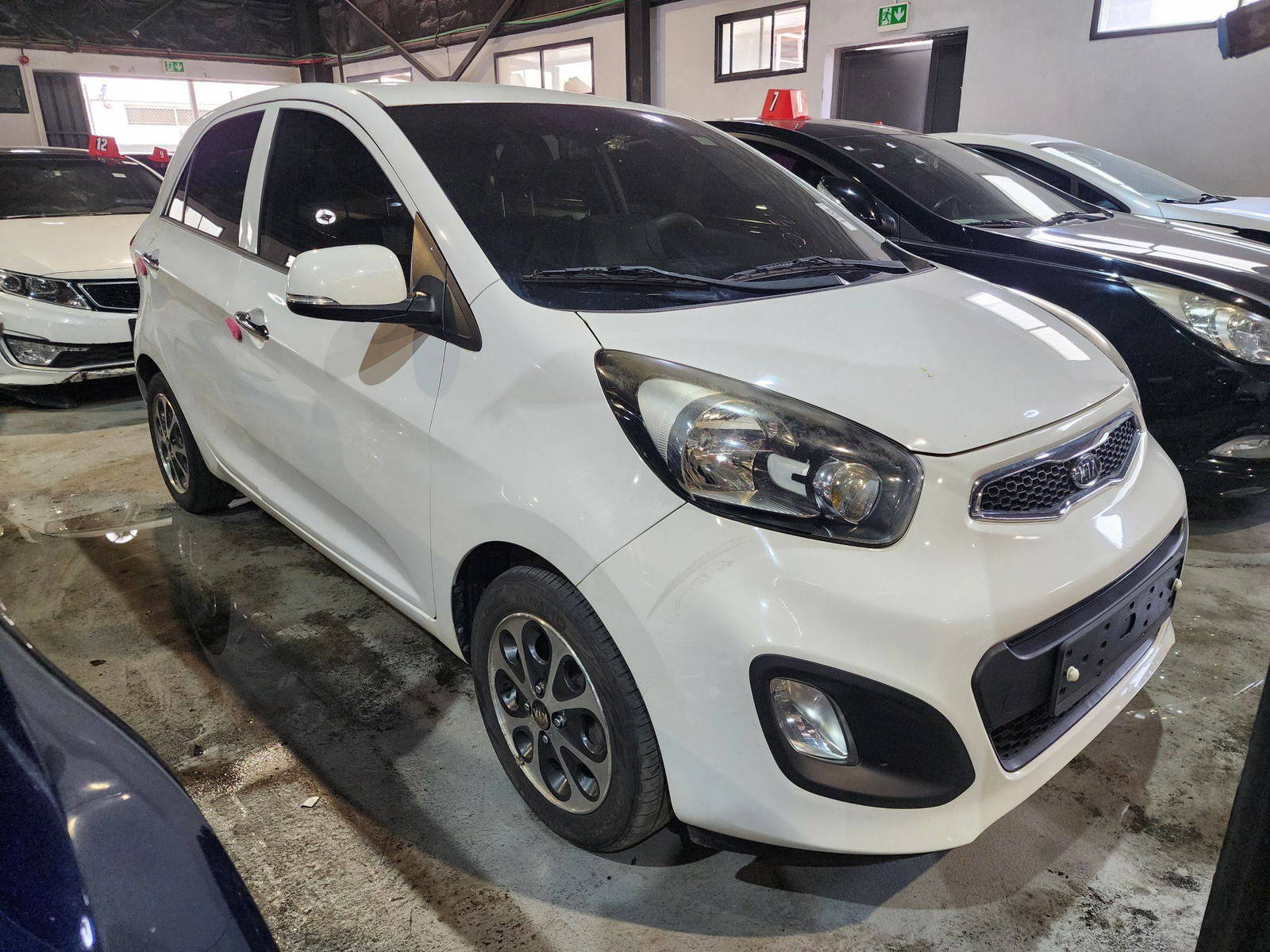 2012 KIA MORNING — 110122 KM — Lot 60606 — Al Quoz - Marhaba Auctions Used Cars - Image 4