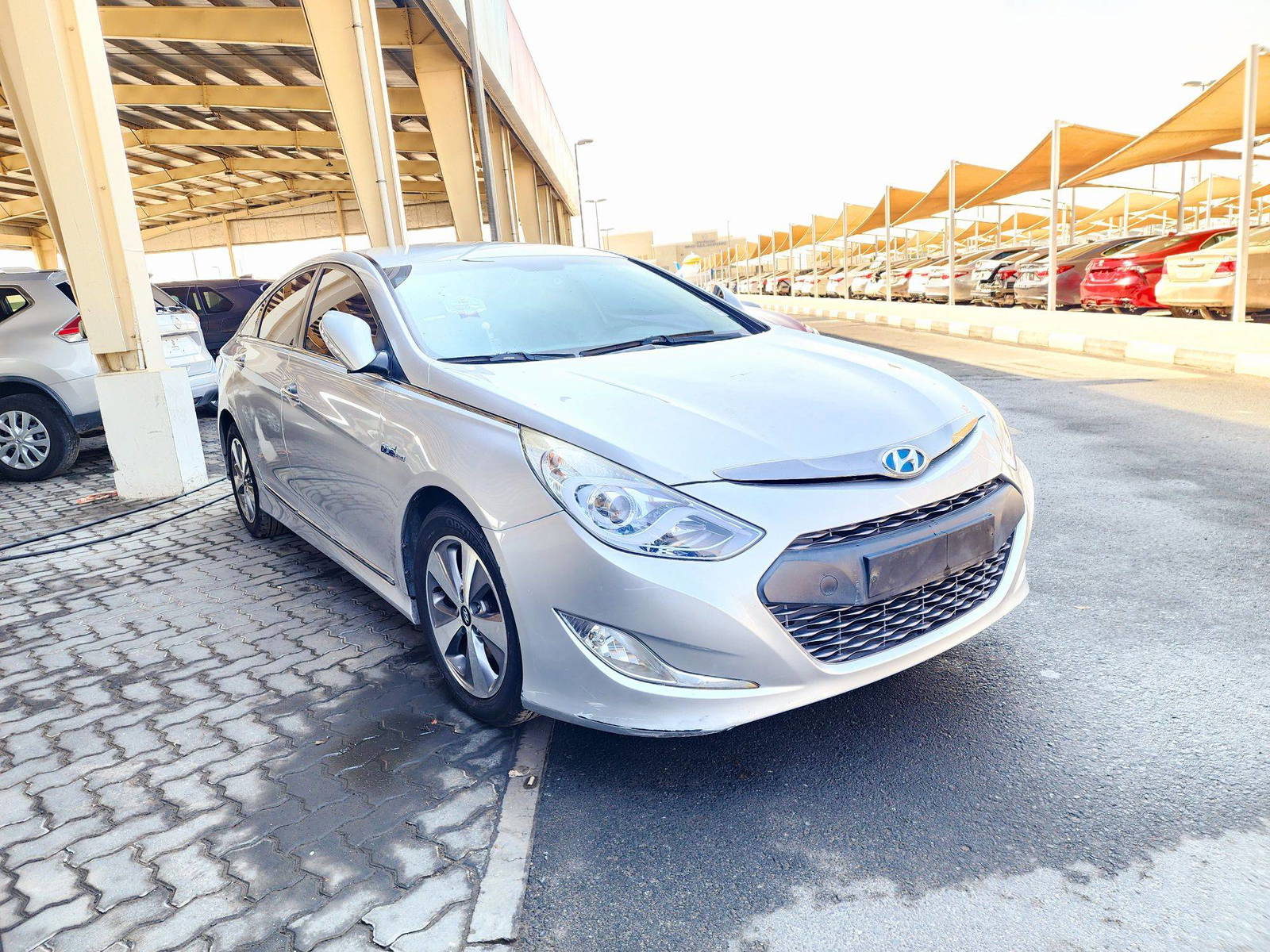 2012 HYUNDAI SONATA — 214451 KM — Lot 039005 — Souq - Marhaba Auctions Used Cars - Image 3
