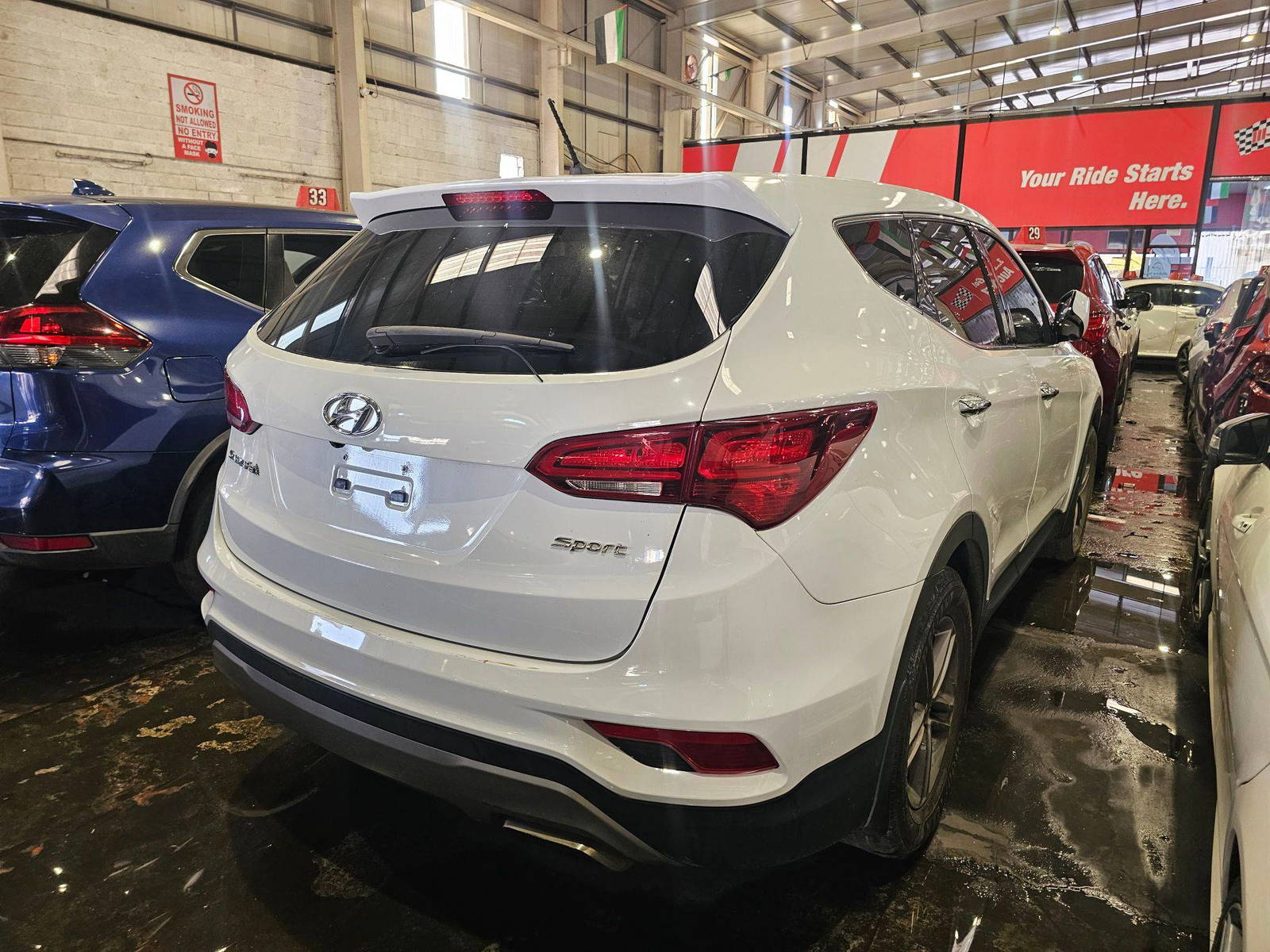 HYUNDAI SANTA FE SPORT 2018 - Marhaba Auction Used Cars - Image 4