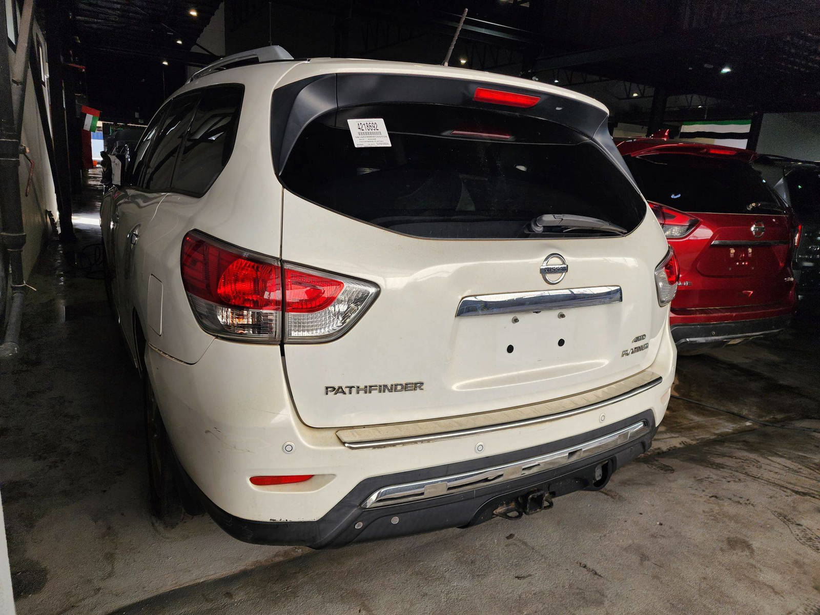 2014 NISSAN PATHFINDER — 131387 Miles — Lot 39856198 — Souq - Marhaba Auctions Used Cars - Image 3