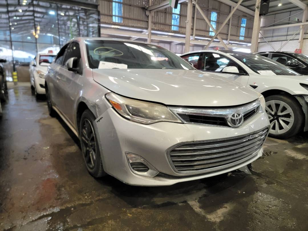 2014 TOYOTA AVALON — 150476 Miles — Lot U113694 — Main - Marhaba Auctions Used Cars - Image 4