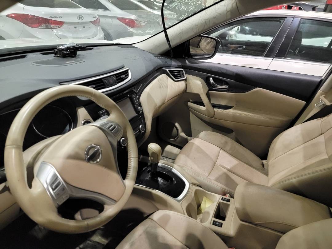 2015 NISSAN ROGUE — 124022 KM — Lot C754096 — Main - Marhaba Auctions Used Cars - Image 6