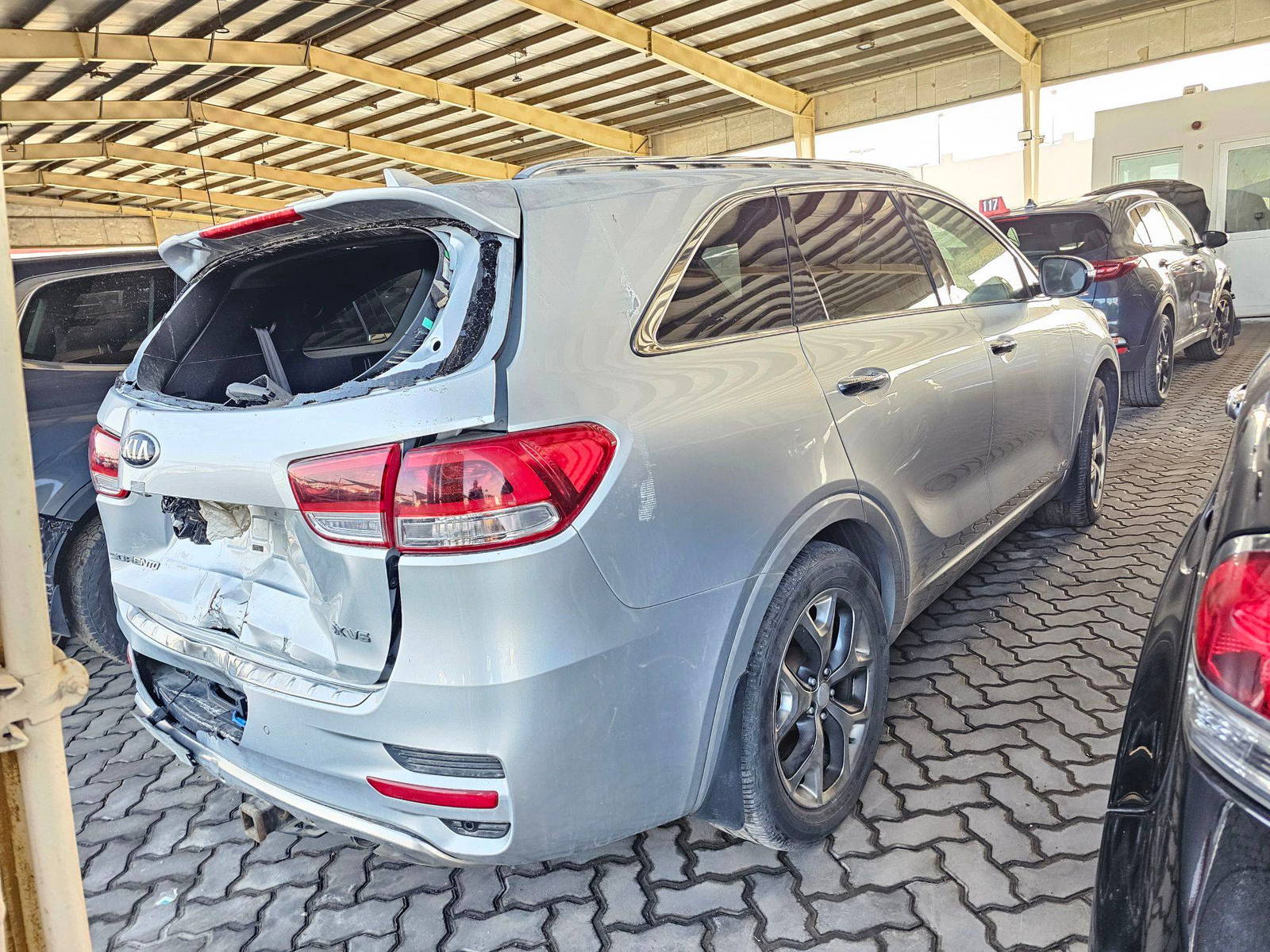 2016 KIA SORENTO — 209477 KM — Lot GG103319 — Ind. 12 - Marhaba Auctions Used Cars - Image 5