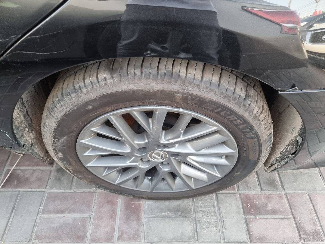 2018 LEXUS ES 350 — 66304 Miles — Lot 215487 — Main - Marhaba Auctions Used Cars - Image 11