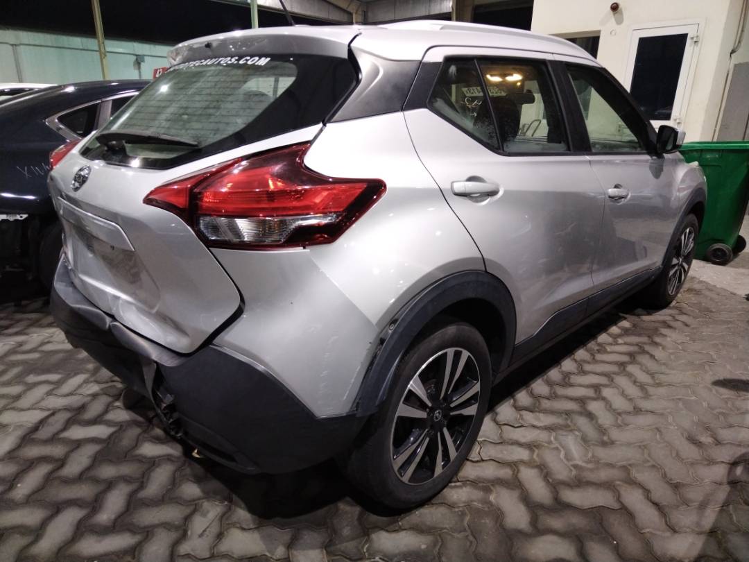 2019 NISSAN KICKS — 61502 Miles — Lot 62318413 - Marhaba Auctions Used Cars - Image 5