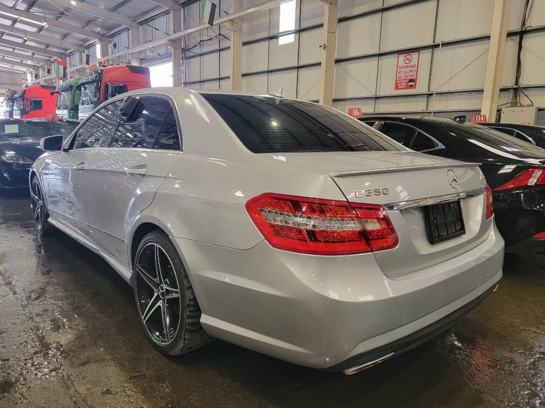 2010 MERCEDES BENZ E 350 — 306801 Miles — Lot AA222652 — Main - Marhaba Auctions Used Cars - Image 3