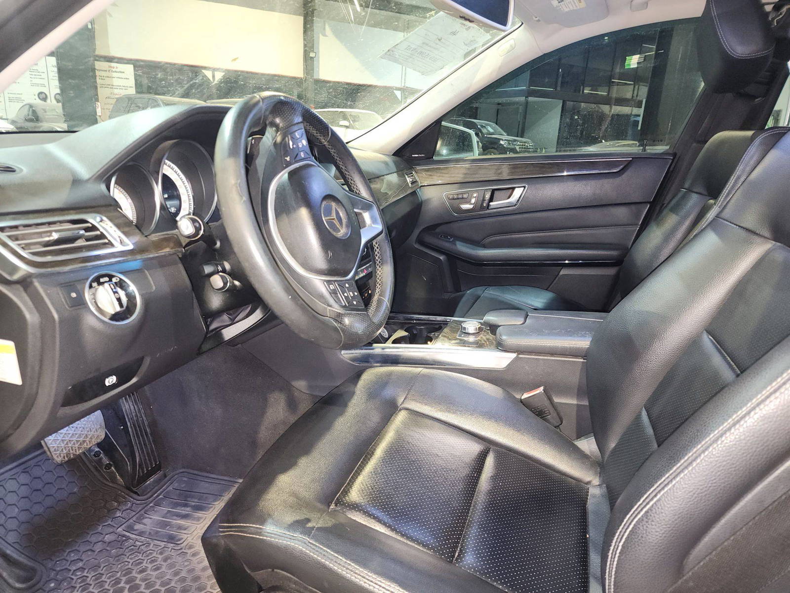 2014 MERCEDES BENZ E 350 — 130253 Miles — Lot 6EA885096 — Souq - Marhaba Auctions Used Cars - Image 9