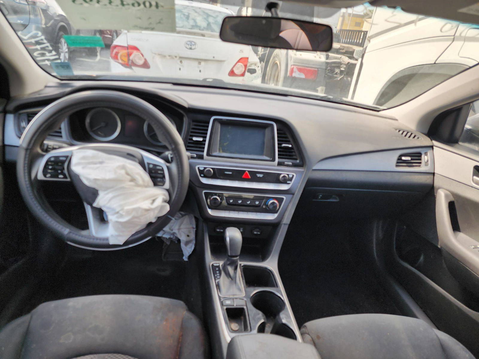 2018 HYUNDAI SONATA — 148098 Miles — Lot 40643393 — Main - Marhaba Auctions Used Cars - Image 8