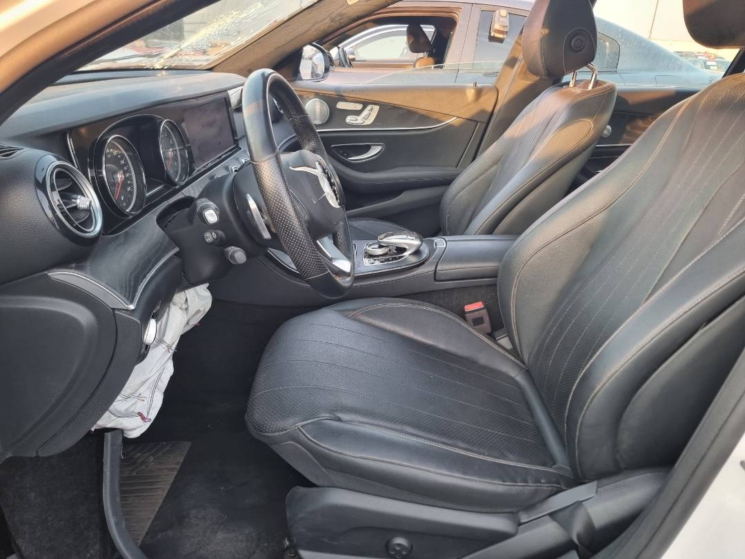 MERCEDES BENZ E-300 2018 - Marhaba Auction Used Cars - Image 8