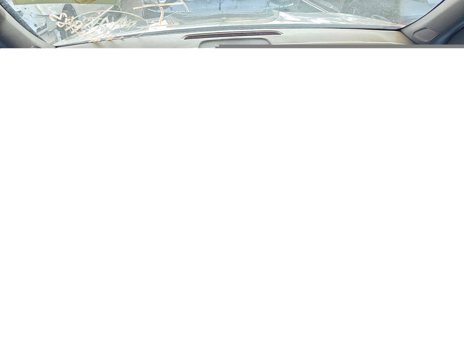2020 MERCEDES BENZ GLB 250 — 86449 Miles — Lot 54221212 — Souq - Marhaba Auctions Used Cars - Image 7