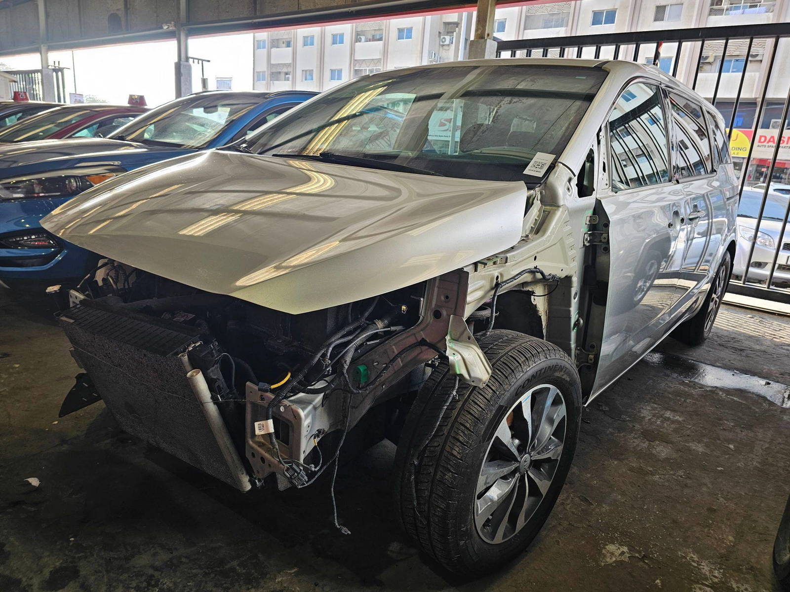 KIA SEDONA 2017 - Marhaba Auction Used Cars - Image 5