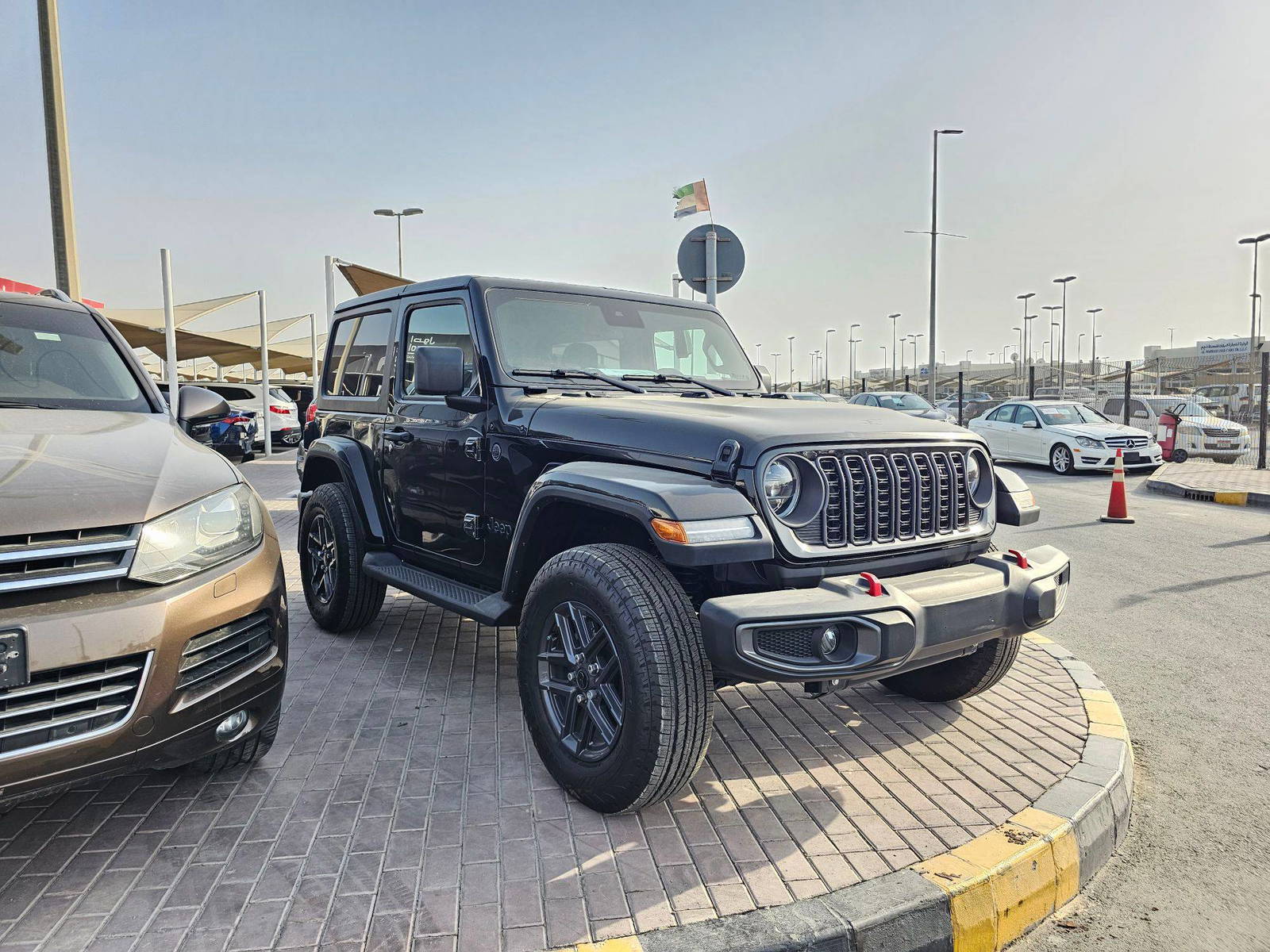 2024 JEEP WRANGLER — 895 KM — Lot W170298 — Souq - Marhaba Auctions Used Cars - Image 5
