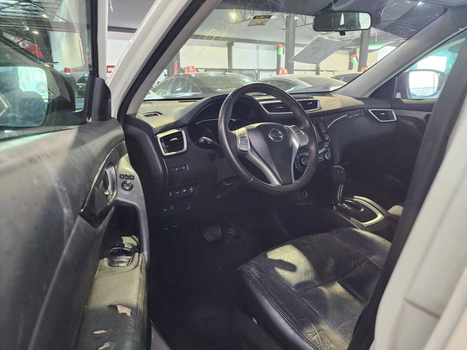 2015 NISSAN ROGUE — 190077 Miles — Lot C826187 — Al Quoz - Marhaba Auctions Used Cars - Image 9