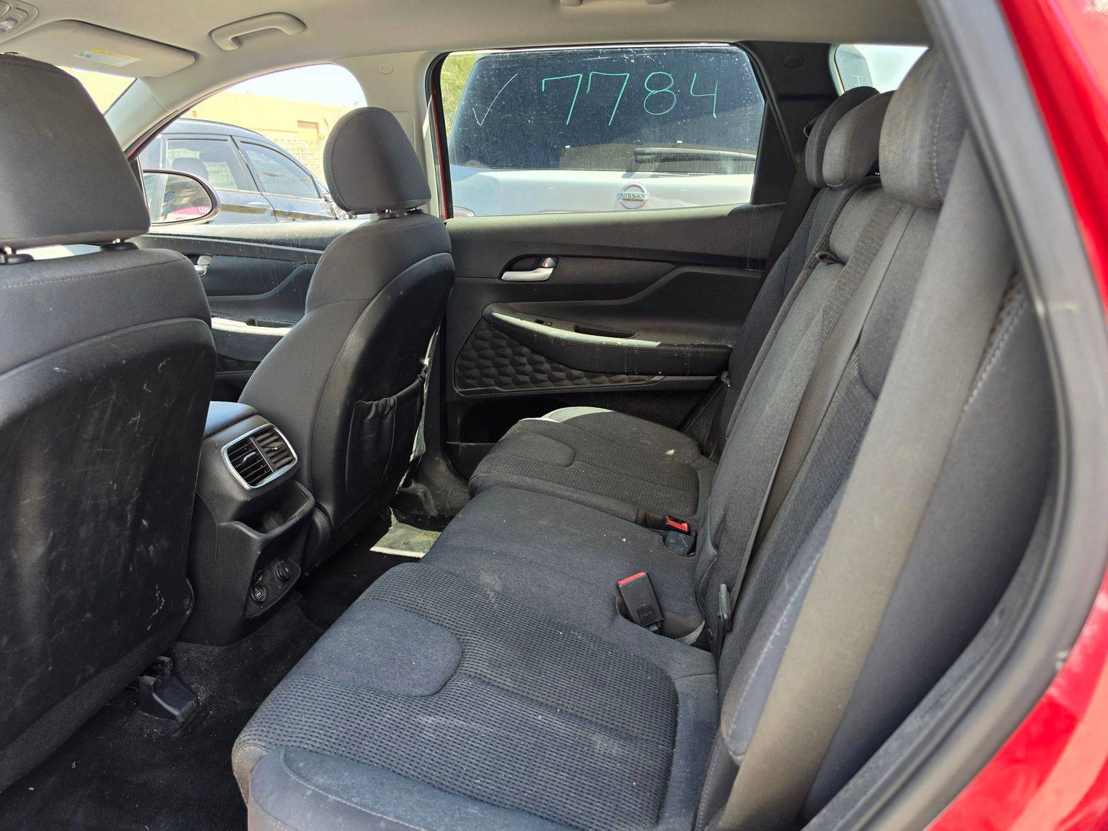 HYUNDAI SANTA FE 2019 - Marhaba Auction Used Cars - Image 9
