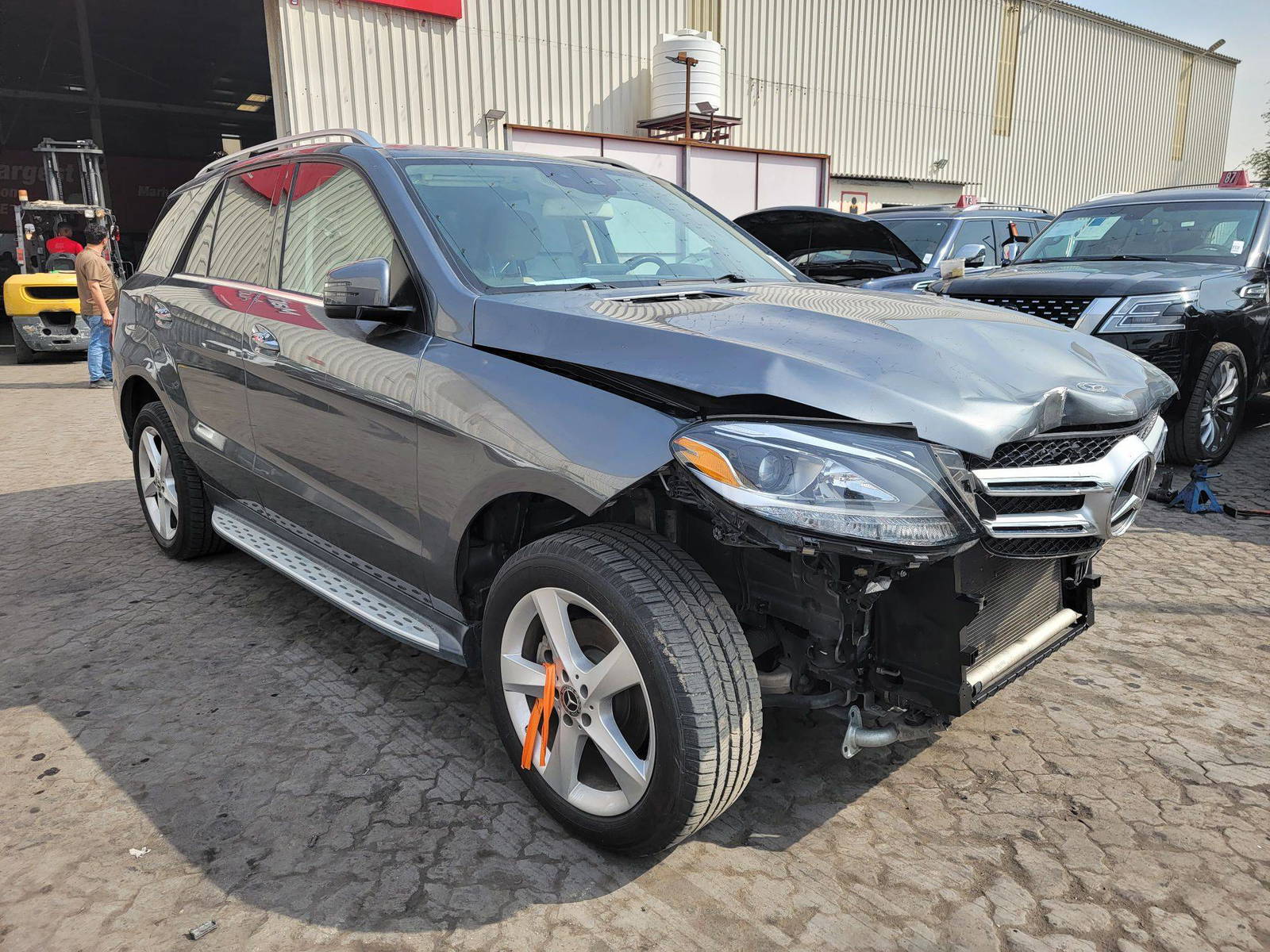 2018 MERCEDES BENZ GLE 350 — 112127 Miles — Lot B7JB096383 — Main - Marhaba Auctions Used Cars - Image 4