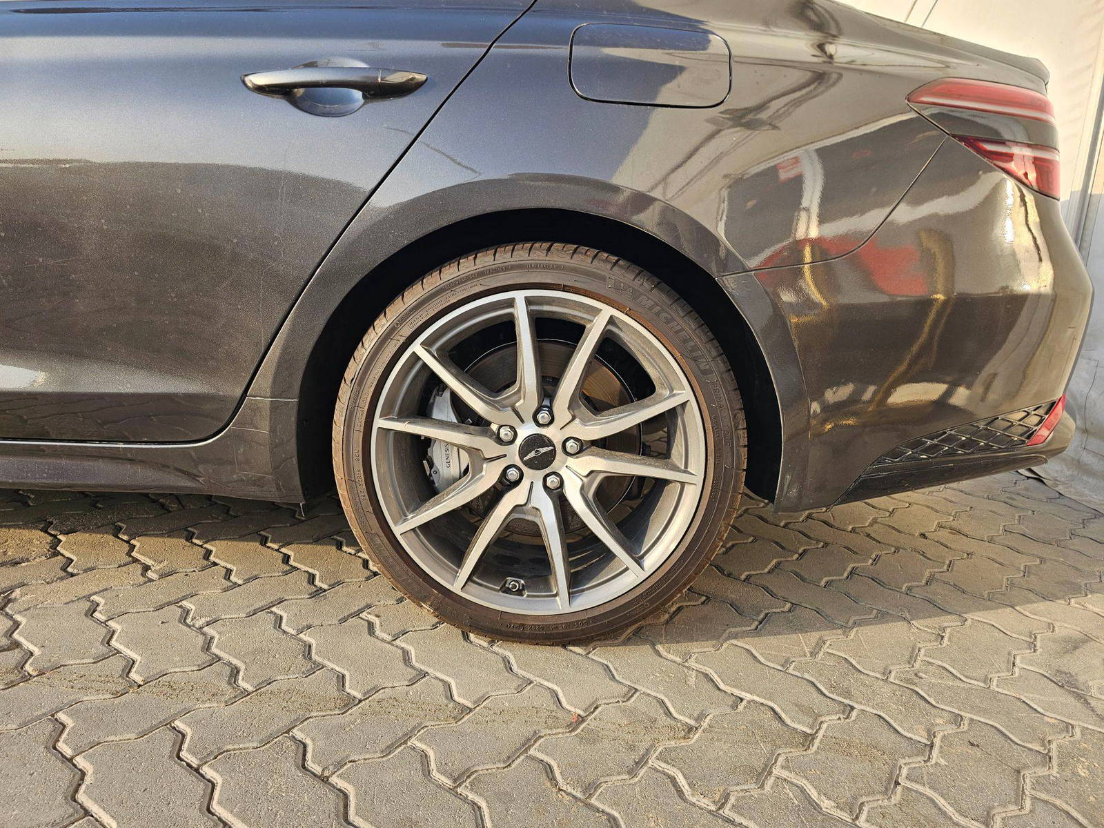 2025 GENESIS G70 — 5683 KM — Lot U152195 — Souq - Marhaba Auctions Used Cars - Image 11