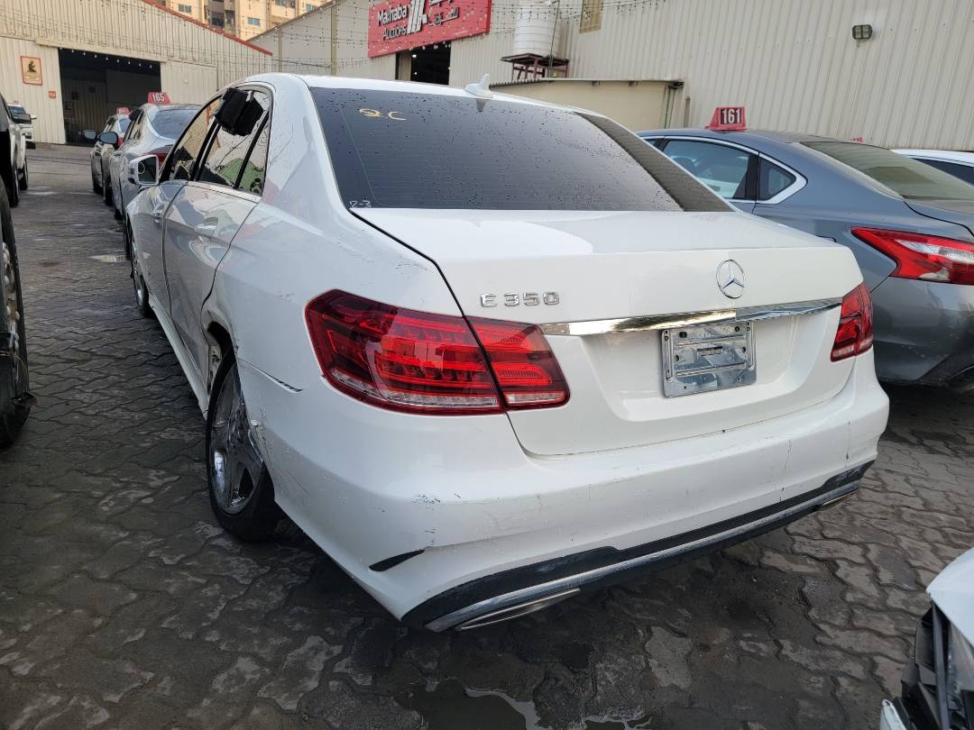 2014 MERCEDES BENZ E 350 — 113828 Miles — Lot EA968988 — Main - Marhaba Auctions Used Cars - Image 4