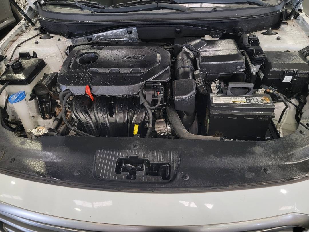 2015 HYUNDAI SONATA — 152733 Miles — Lot 5FH0185 — Main - Marhaba Auctions Used Cars - Image 11