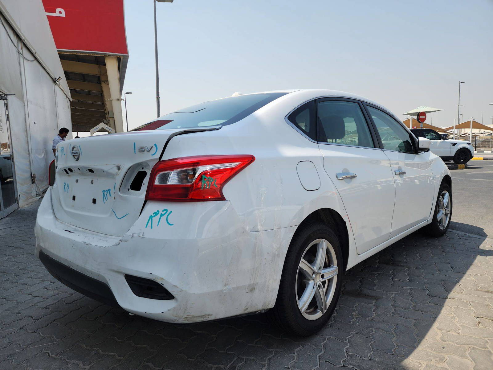 2017 NISSAN SENTRA — 166770 Miles — Lot 53427274 — Souq - Marhaba Auctions Used Cars - Image 3