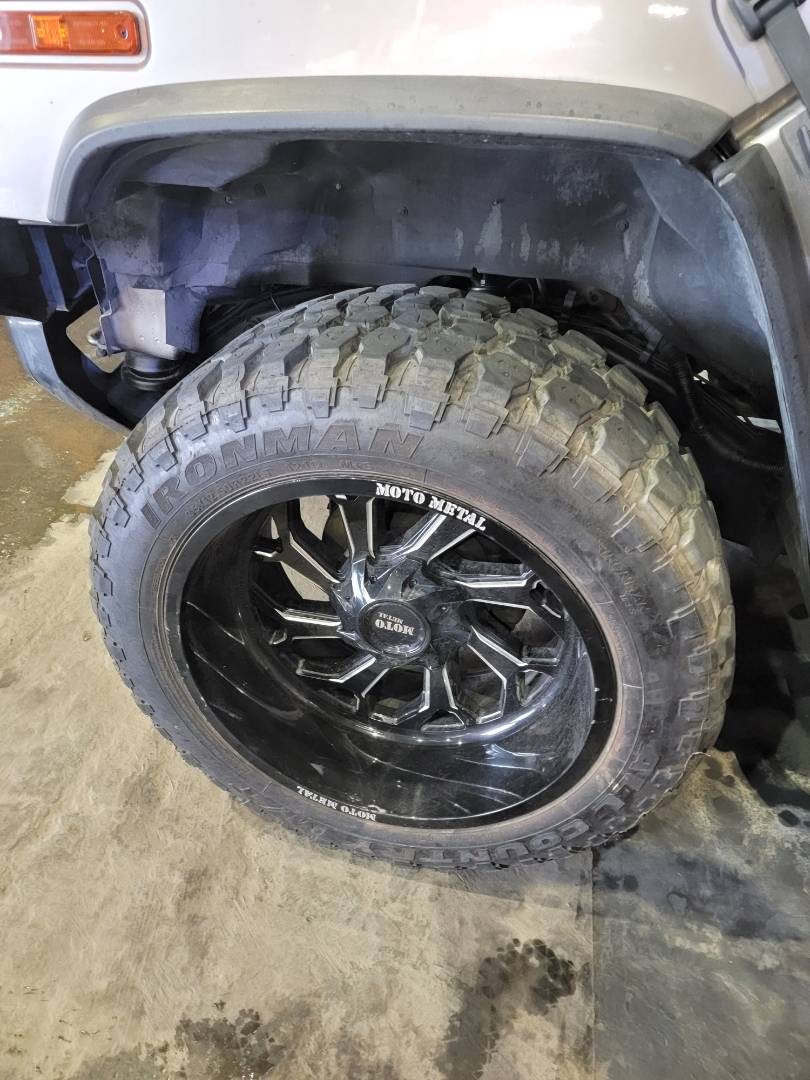 2003 HUMMER H2 — 147603 Miles — Lot H143918 — Main - Marhaba Auctions Used Cars - Image 6
