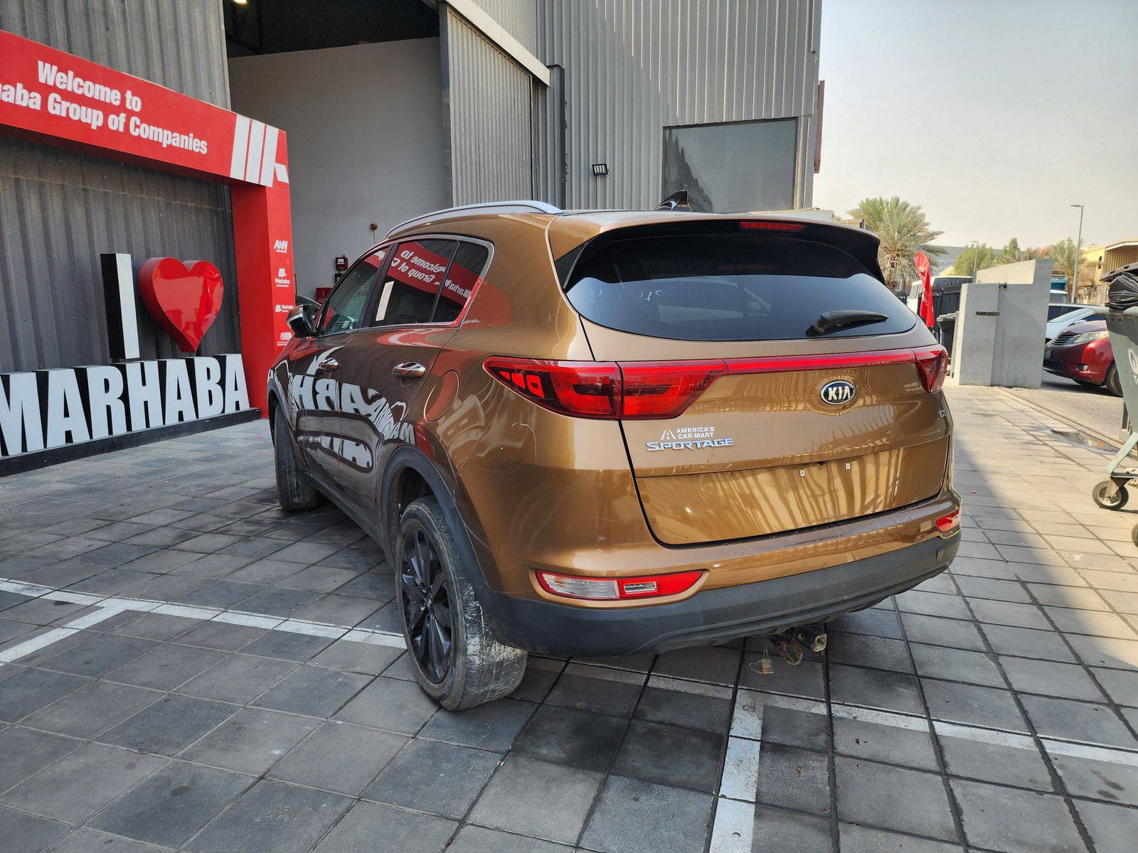 2017 KIA SPORTAGE — 139790 Miles — Lot 7042381 — Al Quoz - Marhaba Auctions Used Cars - Image 3
